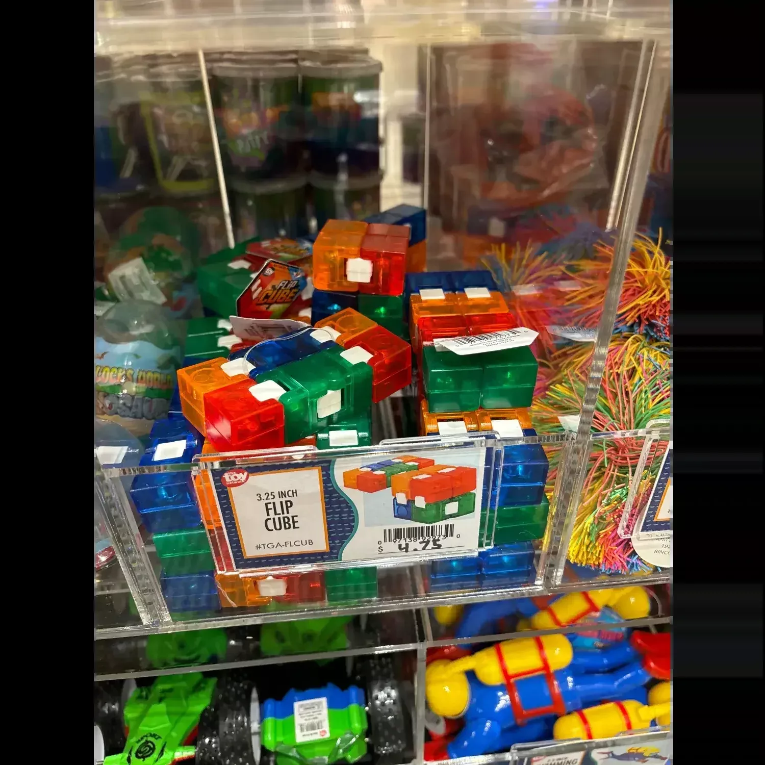 3.25" FLIP CUBE